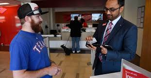 Collects loans, closes loans, and may initiate and sustain relationships with dealers. Bank Of America Pay Raise Bank Tellers Will Make At Least 20 An Hour Vox
