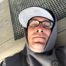 What motor and esc yall recommend? And what batteries yall use