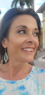 Flattering Encounter with Young Cashier at Foot Walker