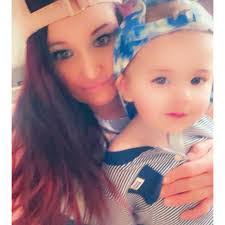 Sandra Keel's Instagram, Twitter & Facebook