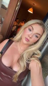 Lauren Haugh's Instagram, Twitter & Facebook