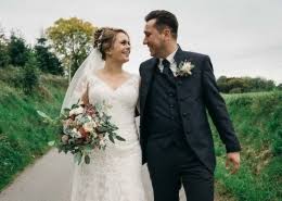 Die kosten der hochzeitsfeier werden von der familie des bräutigams bestritten. Turkische Hochzeit Firstclass Dj Berat Und Vermittelt Hochzeits Dj