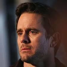 Tell Me Your Secrets: Nashville-Star Charles Esten im neuen TNT-Thriller  von Harriet Warner