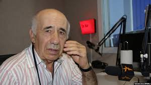 Fiindcă zecile de mii de culte din toată lumea nu vor să devină Una (între  ele), dar nici... cu El, intarzaie Venirea Lui- să ne scape de hoţie,  fesenie (PeSeDie)- globalie, preacurvie,