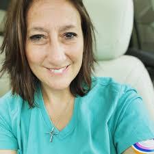 Francesca Muller's Instagram, Twitter & Facebook