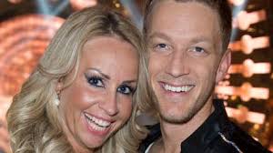 Michael Olesen kigger på bolig med kæresten