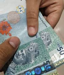 Cara simpan duit untuk golongan pendapatan rendah rm1500 dan ke bawah hi , nak tahu cara simpan duit? Gaji Rm2500 Tapi Simpan Rm750 Sebulan Dengan Teknik Senang Kira Ini Pesona Pengantin