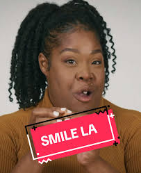 Smiley Chic Candice Grubb