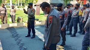 700 rangkaian nama bayi perempuan islami dan artinya. Https Jateng Tribunnews Com 2021 05 05 Mobil Crv Kinyis Kinyis Kecelakaan Ditabrak Truk Di Sukoharjo Sopir Hindari Pejalan Kaki Https Cdn 2 Tstatic Net Jateng Foto Bank Images Tangkapan Layar Mobil Honda Crv Ringsek Di Bagian Belakang Karena Ditabrak
