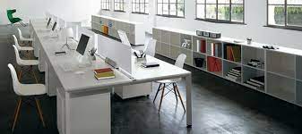 Mobili per ufficio, pareti componibili, pareti attrezzate, arredi in vero cuoio, arredamenti per uffici tecnici, arredamenti industriali, arredamenti per negozi e scaffalature metalliche. Arredo Ufficio Roma Arredo Ufficio Pareti Mobili Ufficio Design Italia Modena