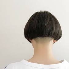 刈り上げボブ おしゃれまとめの人気アイデア pinterest tom 刈り上げ女子 襟足 刈り上げ 刈り上げボブ