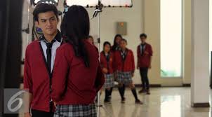 Rizky nazar lahir pada tanggal 7 maret 1996. Rizky Nazar Kesulitan Jadi Pangeran Jawa Showbiz Liputan6 Com