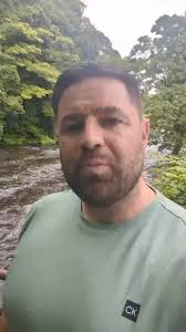 Owen Mallon 💛Owen Mallon is a very successful entrepreneur from Cookstown  and is one half of the popular duo 'Bear & Scully' with the highly watched  podcast constantly trending online! 💥Owen is