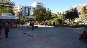 Η πανόρμου είναι μια αγαπημένη περιοχή των αμπελοκήπων που φημίζεται για τα φοιτητικά της στέκια και τις χαλαρές μουσικές βραδιές της. Panormoy Trip2athens Com