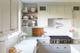 October 18, 2012 by rhoda 126 comments. 11 Unique Tile Backsplashes That Make The Case For Decorating With Color And Pattern Martha Stewart