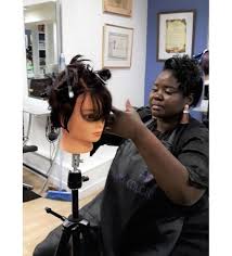 Sans formation scolaire cep, ses cap, bep bac bac+2 bac+3 à bac+5 niveaux de sortie. Passionnee Par La Coiffure J Ai Pu Faire Une Formation Grace Au Soutien De La Fondation De La 2eme Chance Fondation De La 2e Chance