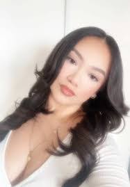 Stacy Bardo's Instagram, Twitter & Facebook