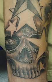 In common designs you will get to see the presence of ships, whale, compass and there are many more in the list. 55 Skull And Star Tattoos Ideas With Meanings