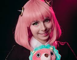 Anya 项目:: 照片、视频、徽标、插图和品牌:: Behance