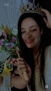 Sé Humilde y Justo!** **33** La maldición de Jehová está en la casa del  impío, Pero bendecirá la morada de los justos. **34** Ciertamente él  escarnecerá a los escarnecedores, Y a