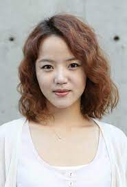 Korean short hairstyles female 2020. 23 Korean Curly Medium Hair Important Ideas
