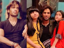 Mohit Malik On Quitting Kulfi Kumar Bajewala Won T Look Convincing Playing Father To Grown Up Girls The Times Of India He is an indian actor who primarily works in tv serials and best known for his role of bharat in banoo main teri dulhann, and the lead role of samrat singh rathore in doli armaano ki. mohit malik on quitting kulfi kumar