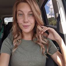 Hollie Taylor and Ryan Price's Wedding Website