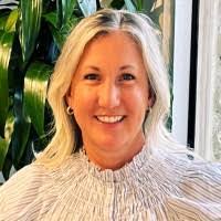 Susannah Wright's Instagram, Twitter & Facebook