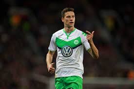 The table lists the player's age, nationality, and performance data; Liverpool S January Move For Julian Draxler Scuppered By Forward S Wage Demands Liverpool Fc This Is Anfield