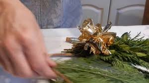 Es gibt sie mit verschiedenen standardsprüchen zu kaufen, doch diese hat die besonderheit, dass sie ganz. Hochzeitsdeko Zum Selber Machen Goldene Hochzeit Youtube