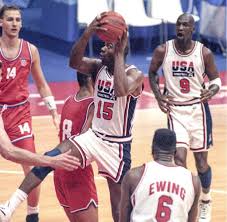 The 1992 united states men's olympic basketball team, nicknamed the dream team, was the first american olympic team to feature active professional players from the national basketball association (nba). Tokio 2021 Basketball Dream Team Usa Muss Diesmal Um Gold Kampfen Welt