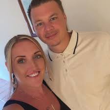 Hi everyone! Just wondering if anyone has any recommendations for a nice  breakfast place in Royton 😊