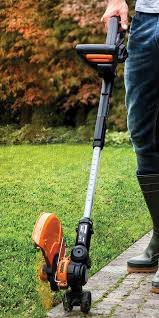 Lightweight and versatile, string trimmers make it easier to get rid of weeds and edge sidewalks. How To Choose A String Trimmer Hgtv