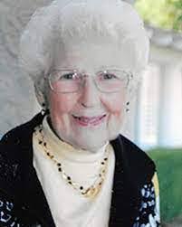 Leila Cobb's Instagram, Twitter & Facebook