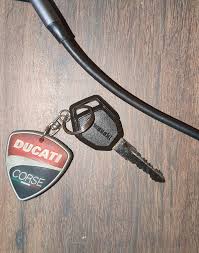 Tengo una pregunta. ¿Alguien tiene alguna historia sobre cómo encontrar su  amor por las motocicletas? : rmotorcycles