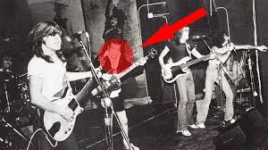 Ac Dc Let There Be Rock 1977 Unedited Video Version Ac Dc Bad Boy Boogie Live 1978 But Keep Your Eye On Guitarist Angus Young Society Of Rock Videos Angus Young Acdc Bon Scott