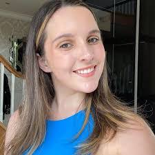 Amy Star's Instagram, Twitter & Facebook