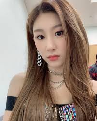 Itzy Updates Notshy On Twitter Itzy Kpop Girls Kpop Girl Groups