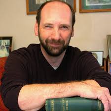 Dickens' great-great grandson performs 'A Christmas Carol'