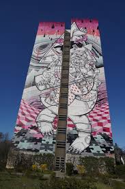 A mural is any piece of artwork painted or applied directly on a wall, ceiling or other permanent surfaces. On Tiptoes Mural Von How Nosm In Berlin Tegel Couchabenteurer
