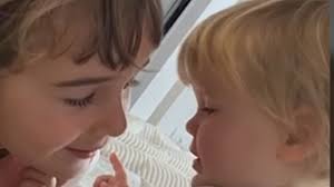 Una grabación que resultó fundamental. Ninas Desaparecidas En Tenerife Un Amigo Del Padre Apunta A La Pista Americana Marca