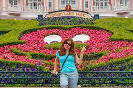 Tokyo disneyland and tokyo disney sea parks are currently open with the implementation of the amusement park and theme park new coronavirus infection containment most attractions are up and running while parades and shows are temporarily closed. Disneyland Paris Closure Reopening Faqs Refunds And Updates