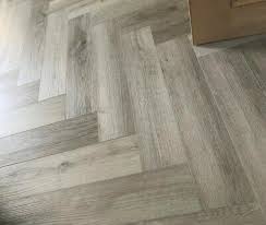 48 styles & colours across 6 collections available. Lvt Click Vinyl Spc Flooring Herringbone Diy Greys 100 Waterproof Ebay