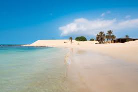 Laut den bewertungen unserer nutzer sind die besten hotels in boa vista (kap verde) iberostar club boa vista (100) in boa vista, sea view apartment sal rei, boa vista (99) in sal rei und villa alfredo. Kapverden Insel Boa Vista