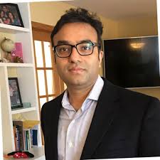 24 years ago, I decided to start my engineering career with WSP (then  Parsons Brinckerhoff). During my interview, I met Kimberly Mills, and that  was it. I wanted to work with her.