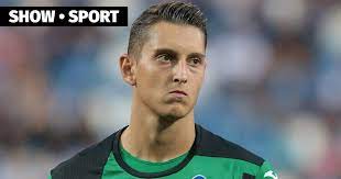 La prima intervista da giocatore dell'atalanta di pierluigi gollini. Atalanta Goalkeeper Gollini Was Injured Before Inter S Goal He Was Replaced In The 5th Minute Inter Atalanta Seria A