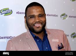 Anthony anderson hi-res stock photography and images