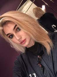 It's just a typical japanese artstyle. Djarii On Twitter Blonde Hair Black Eyebrows Club