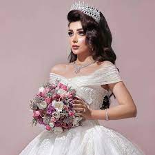 Pin By نوسة سهام On Robes Du Mariage Bride Headpiece Elegant Wedding Hair Bridal Looks