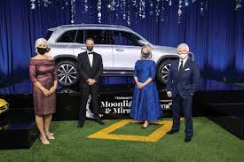 “Moonlight & Miracles Gala”